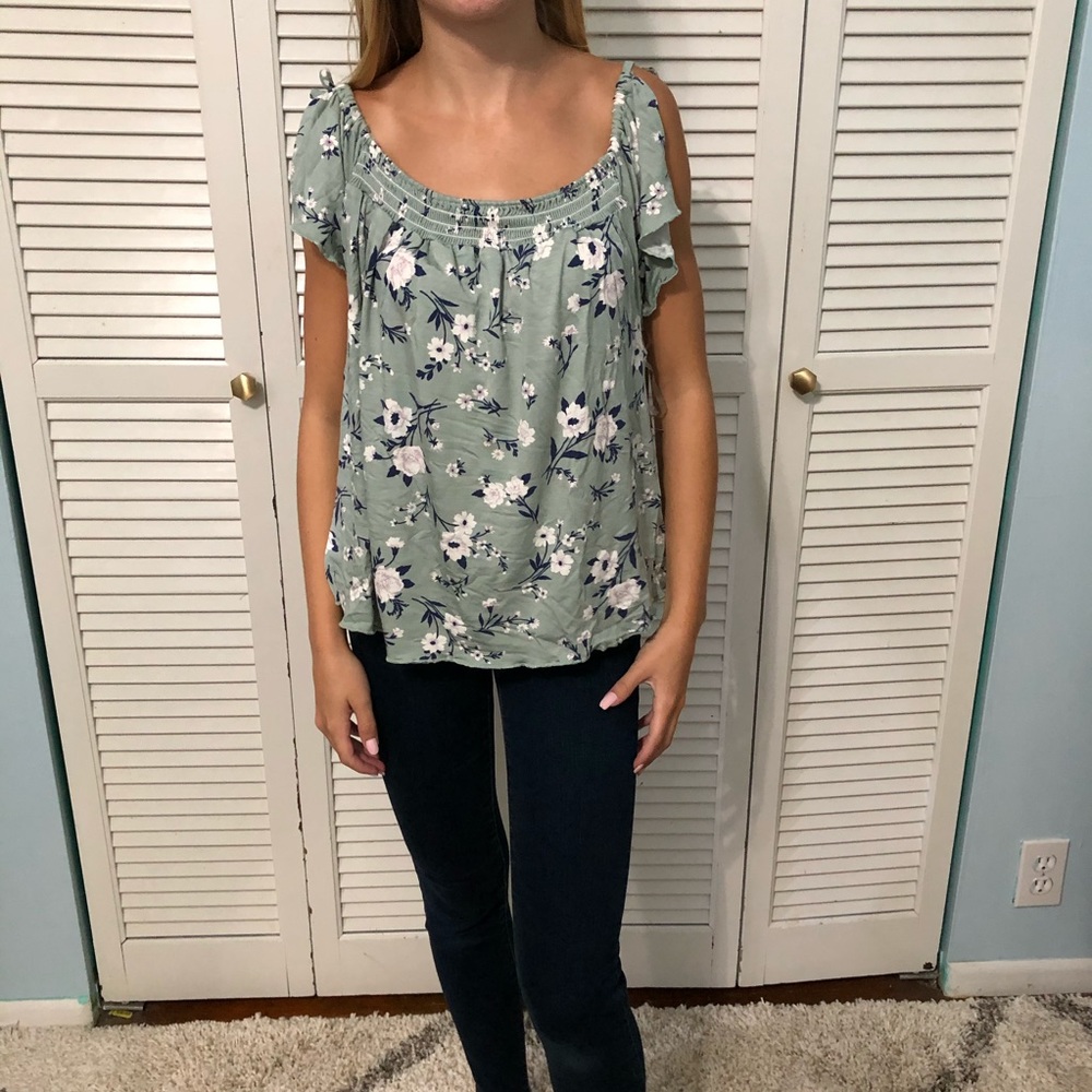 American Eagle Green Floral Shirt Size L